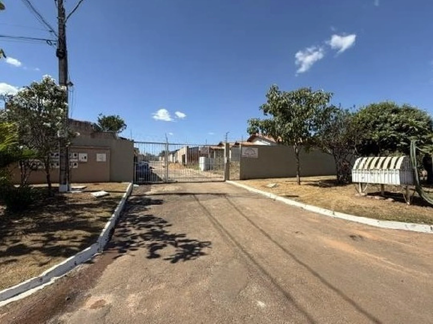 Casa - Planaltina, GO - foto 1