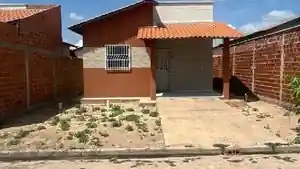 Casa - Altos, PI