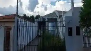 Casa - Sarandi, PR