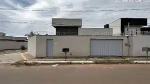 Casa - Senador Canedo, GO