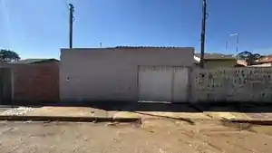 Casa - Santo Antonio Do Descoberto, GO