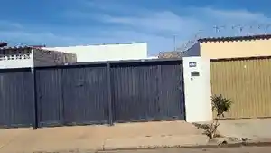 Casa - Uberlandia, MG