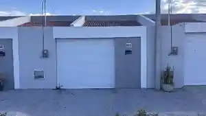 Casa - Horizonte, CE