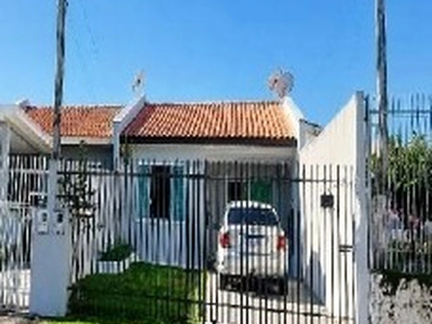 Casa - Fazenda Rio Grande, PR - foto 1