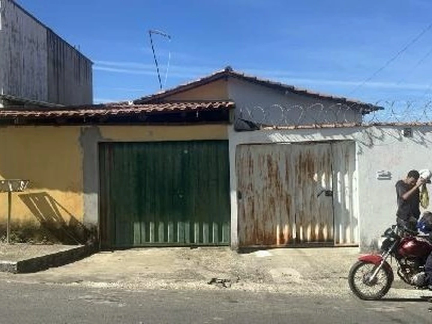 Casa - Esmeraldas, MG - foto 1