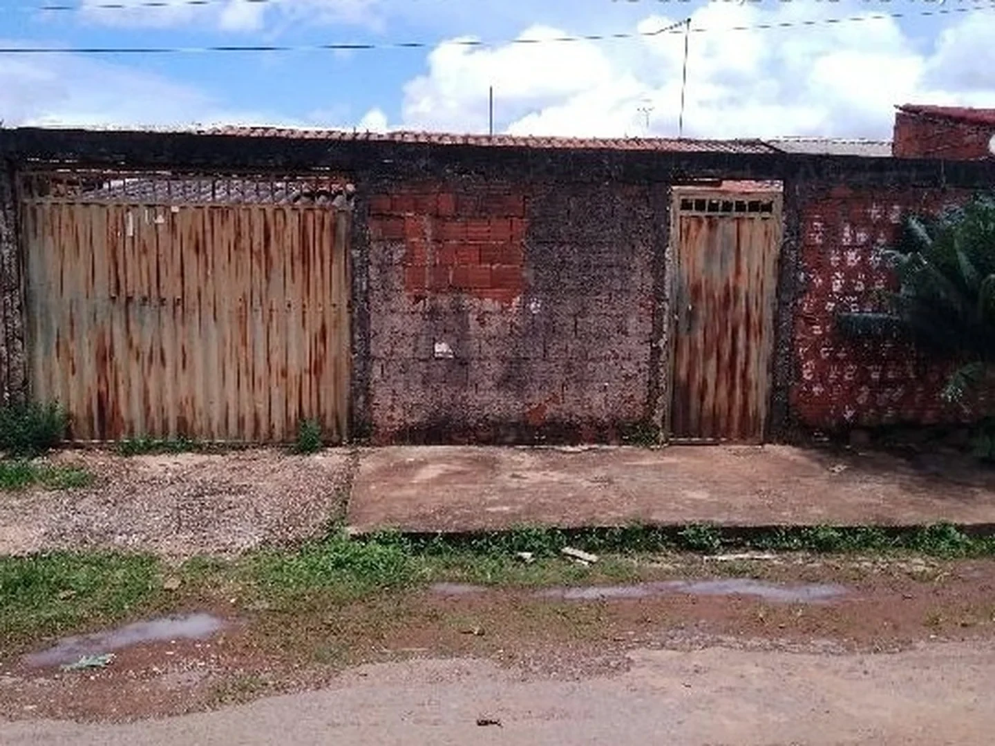 Casa - Padre Bernardo, GO - foto 1