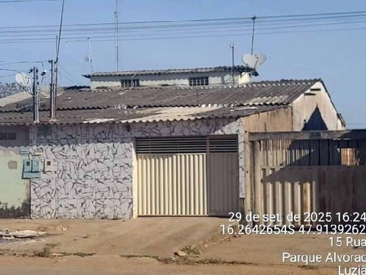 Casa - Luziania, GO - foto 1