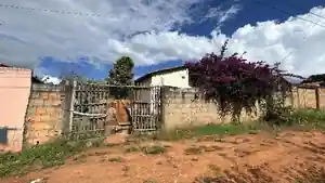Casa - Padre Bernardo, GO