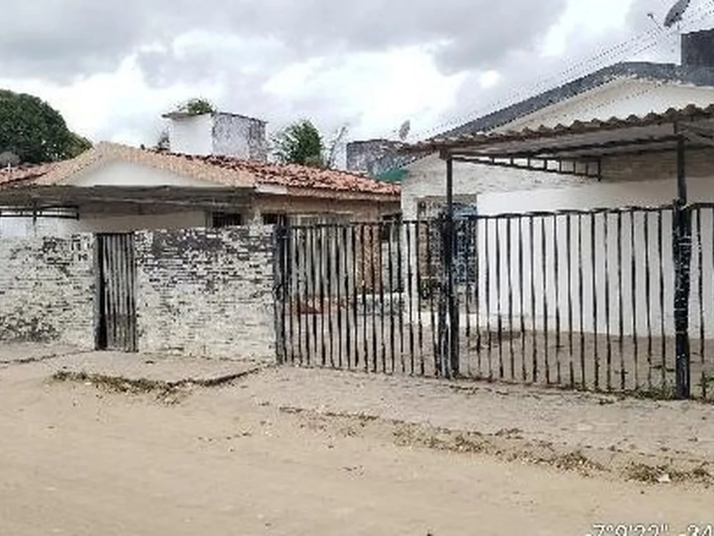 Casa - Santa Rita, PB - foto 1