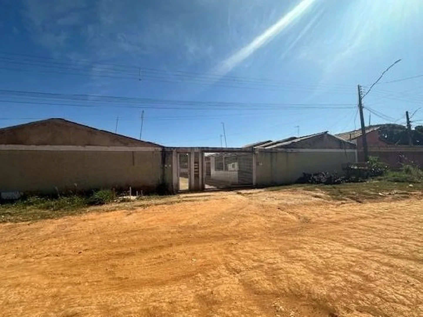 Casa - Luziania, GO - foto 1