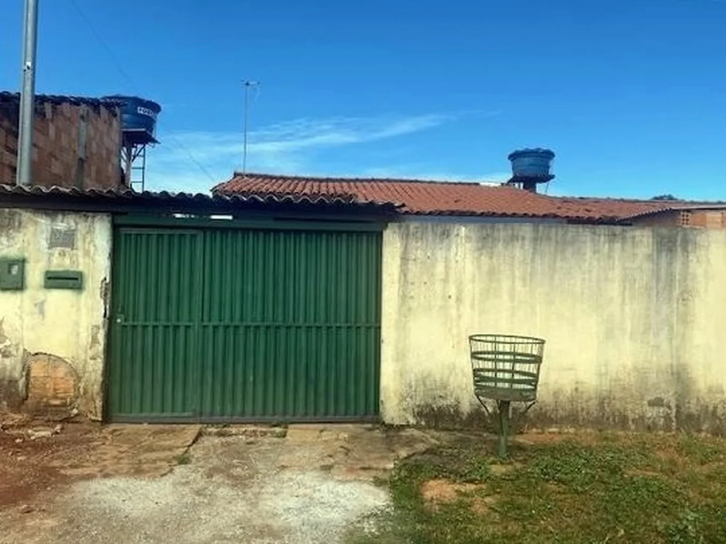 Casa - Luziania, GO - foto 1