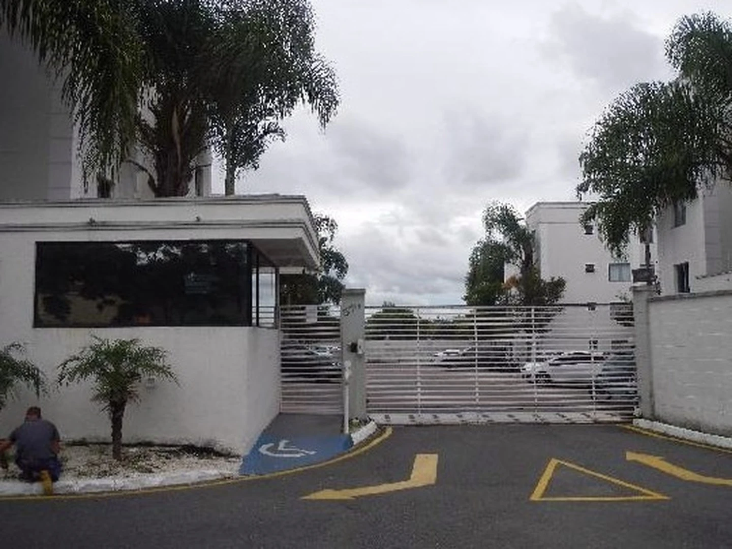 Apartamento - Sao Jose Dos Pinhais, PR - foto 1