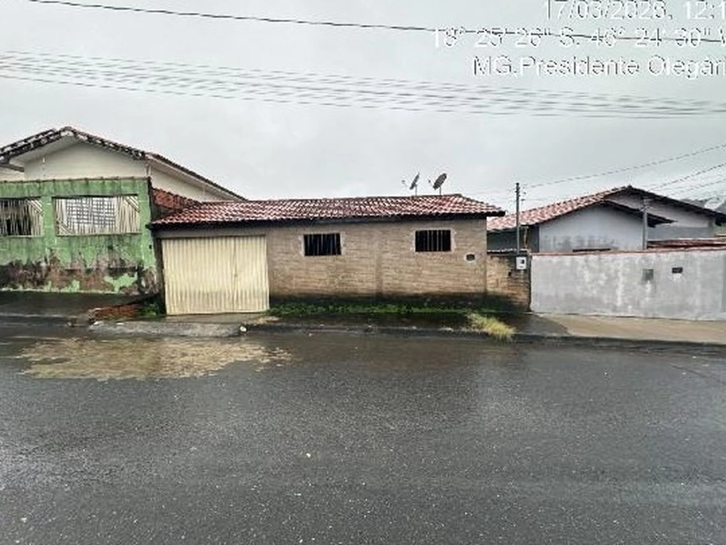 Casa - Presidente Olegario, MG - foto 1