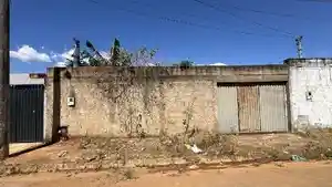 Casa - Padre Bernardo, GO