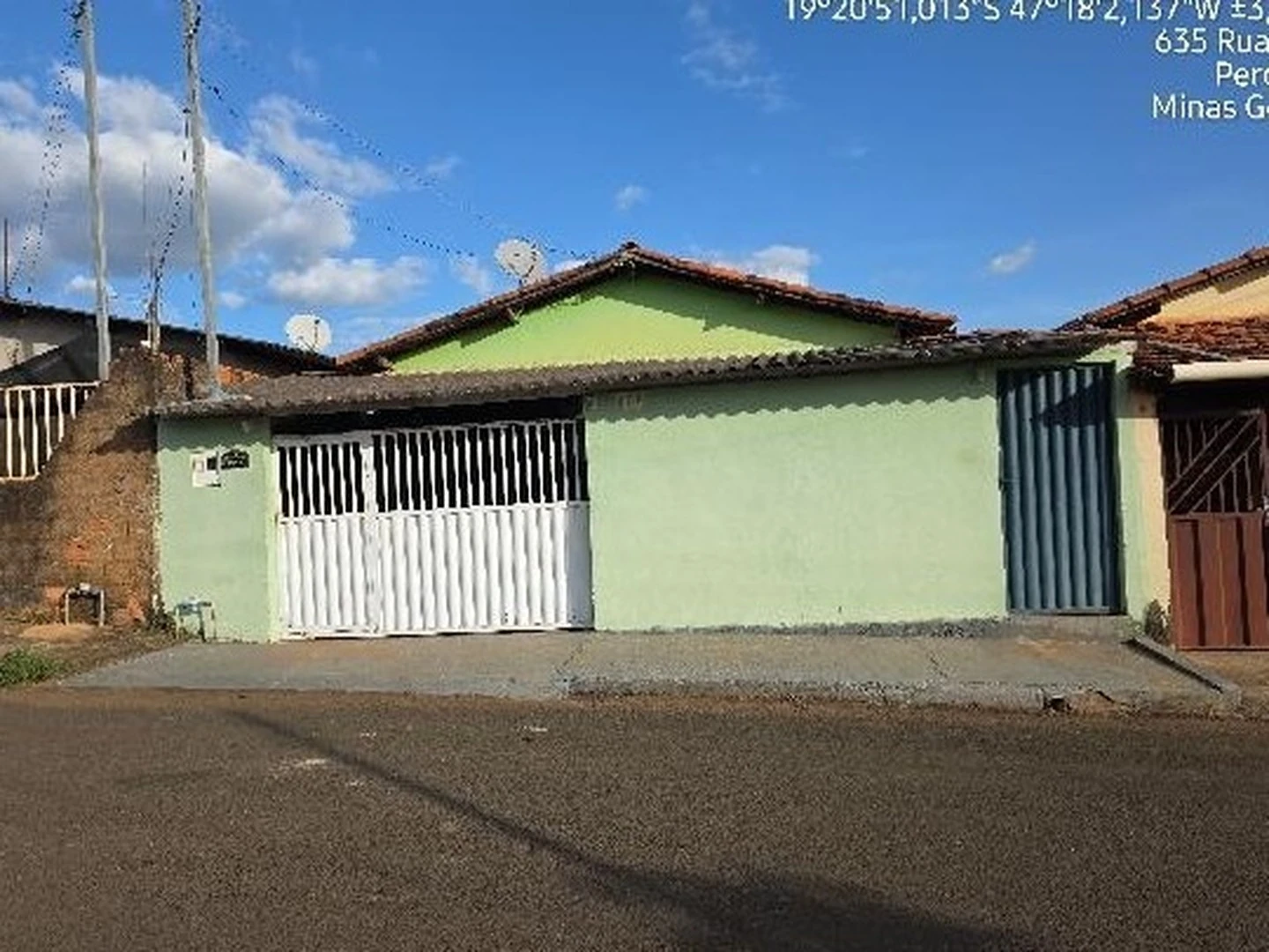 Casa - Perdizes, MG - foto 1