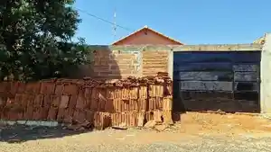 Casa - Buriti Alegre, GO