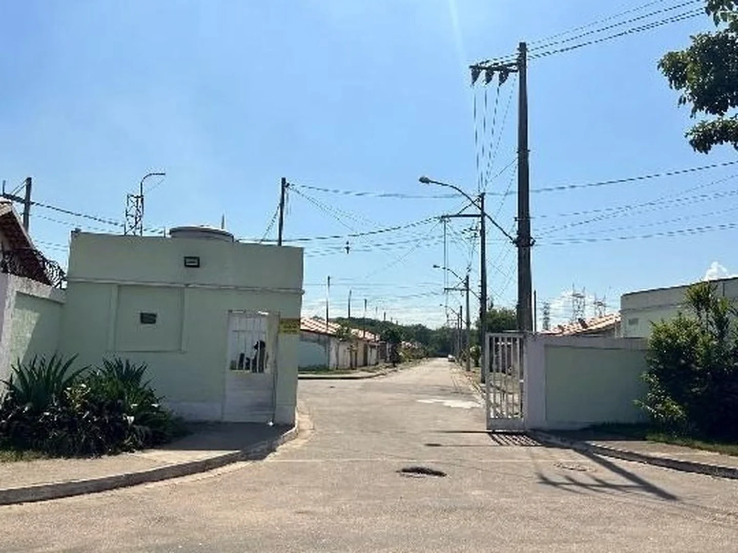 Casa - Nova Iguacu, RJ - foto 1