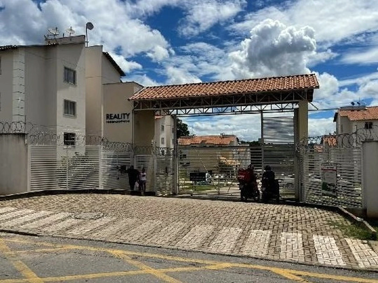 Apartamento - Aparecida De Goiania, GO - foto 1