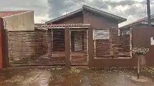 Casa - Centenario Do Sul, PR