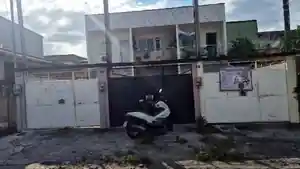 Casa - Queimados, RJ