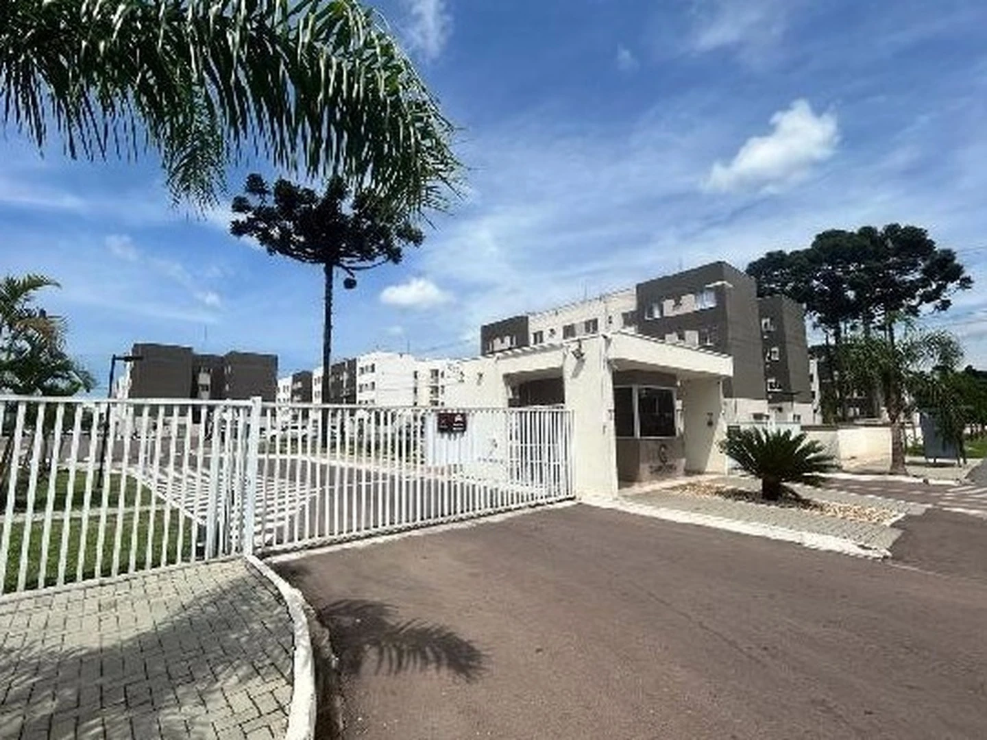 Apartamento - Campo Largo, PR - foto 1