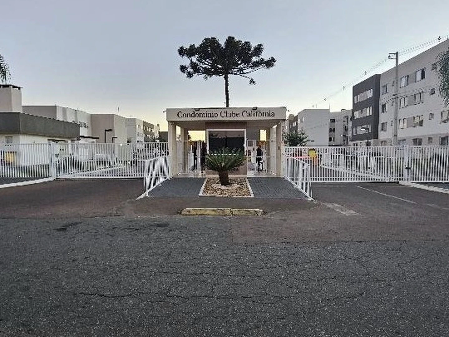 Apartamento - Campo Largo, PR - foto 1