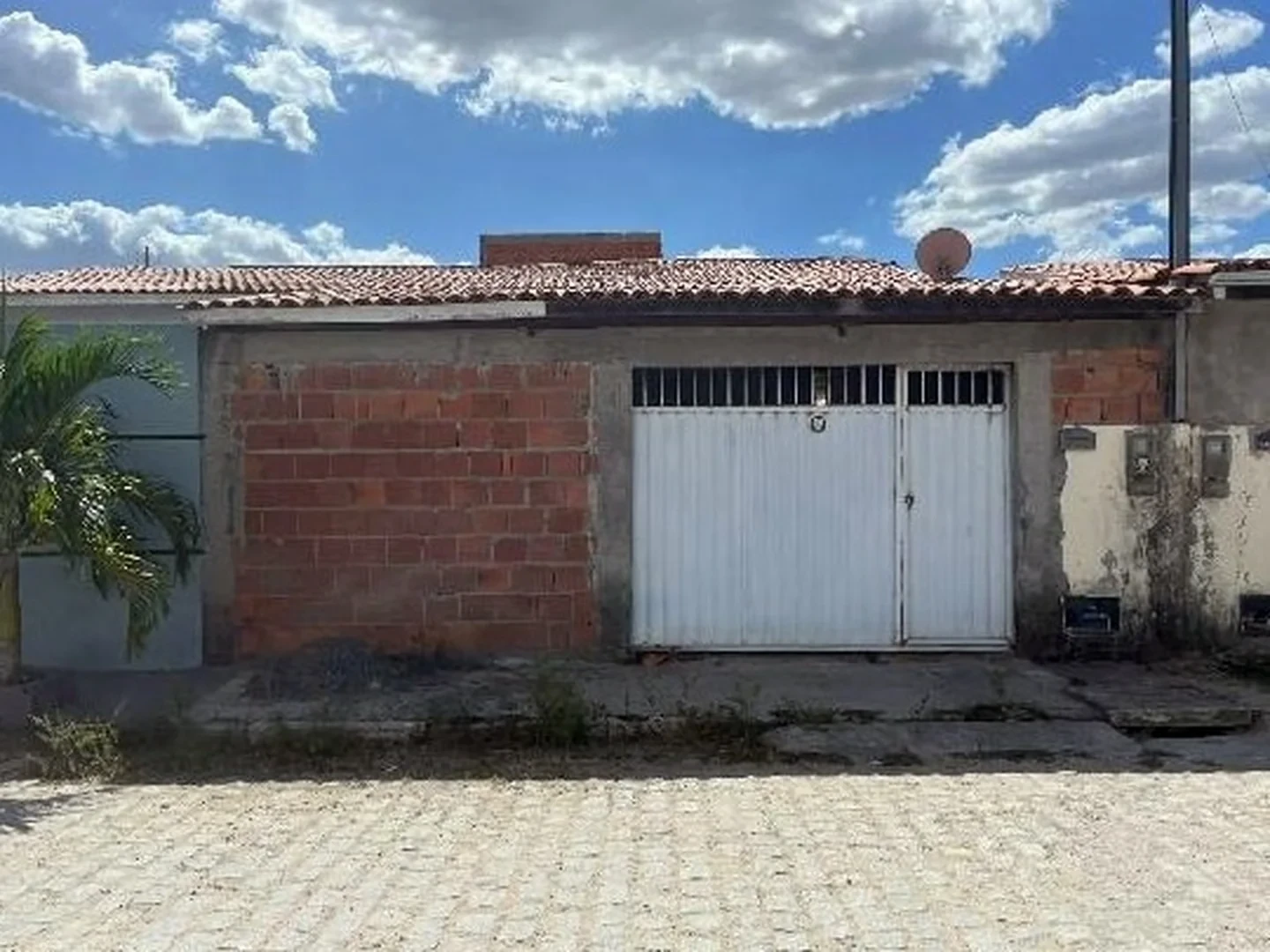 Casa - Feira De Santana, BA - foto 1
