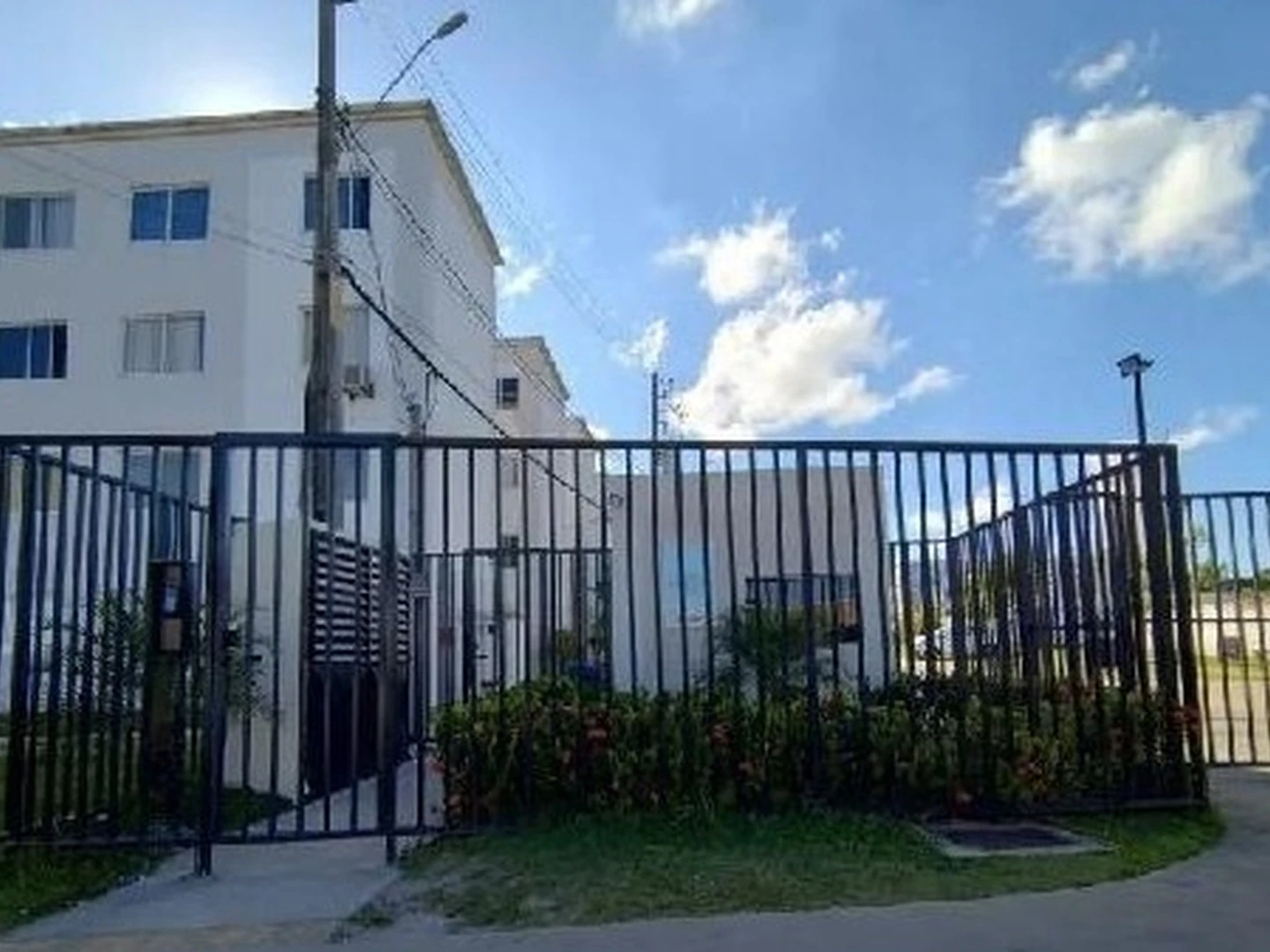 Apartamento - Camacari, BA - foto 1