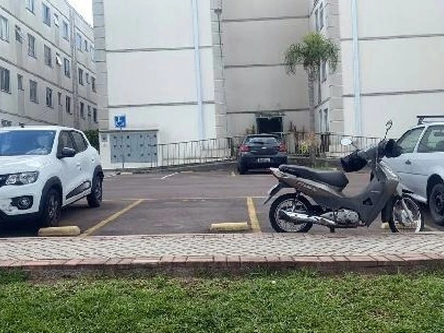 Apartamento - Curitiba, PR - foto 1