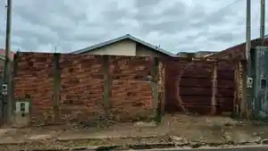 Casa - Lins, SP