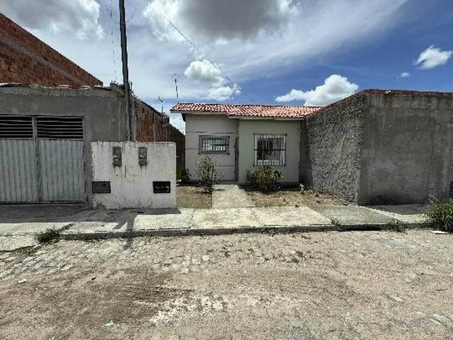 Casa - Feira De Santana, BA - foto 1