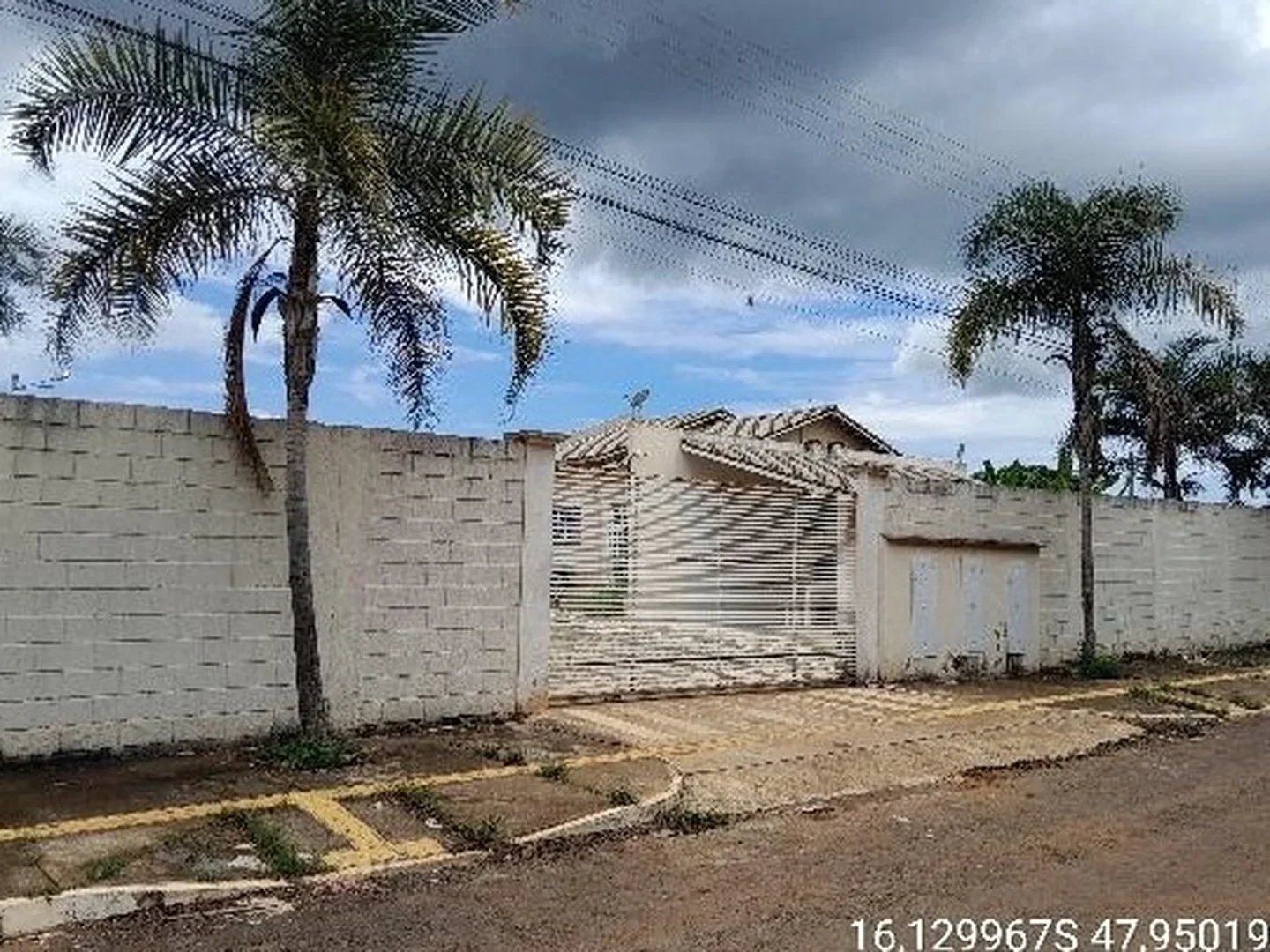 Casa - Luziania, GO - foto 1