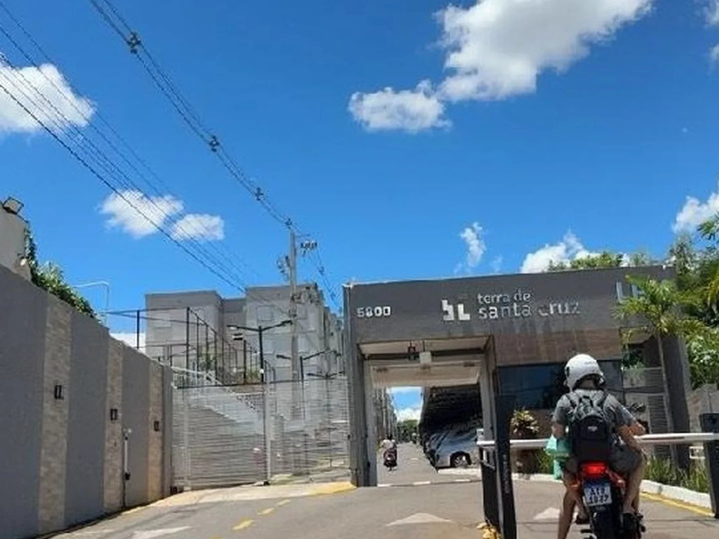 Apartamento - Umuarama, PR - foto 1
