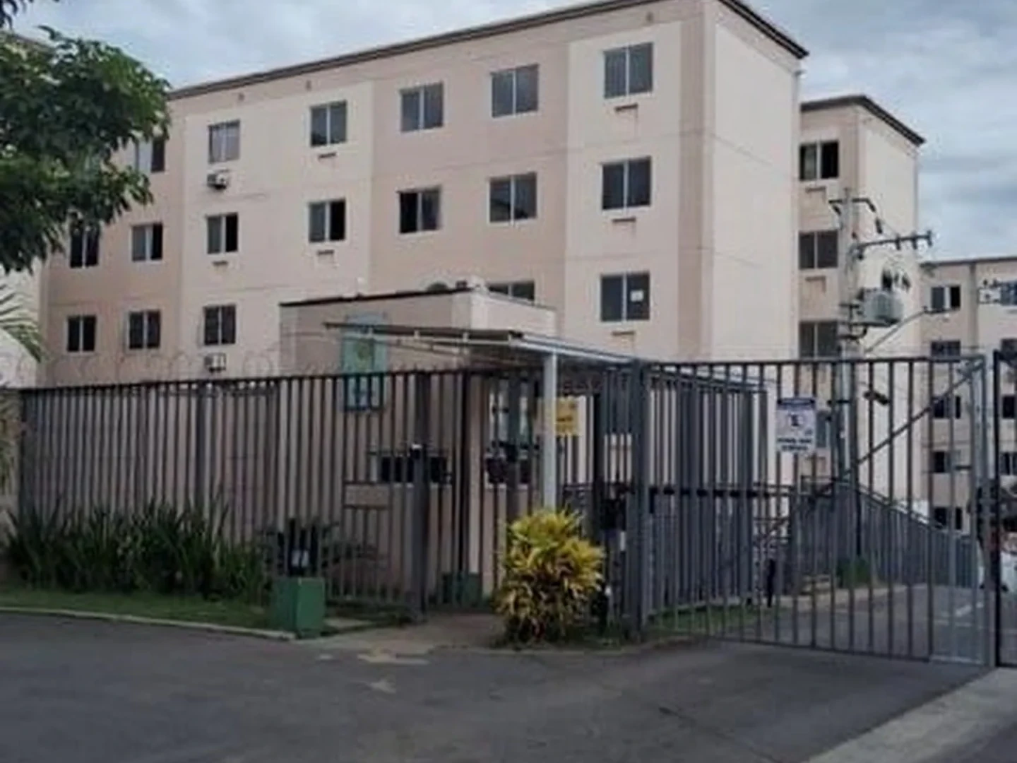 Apartamento - Sao Goncalo, RJ - foto 1