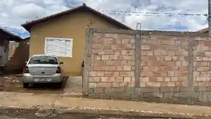 Casa - Presidente Olegario, MG