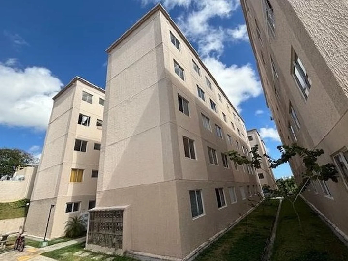 Apartamento - Salvador, BA - foto 1