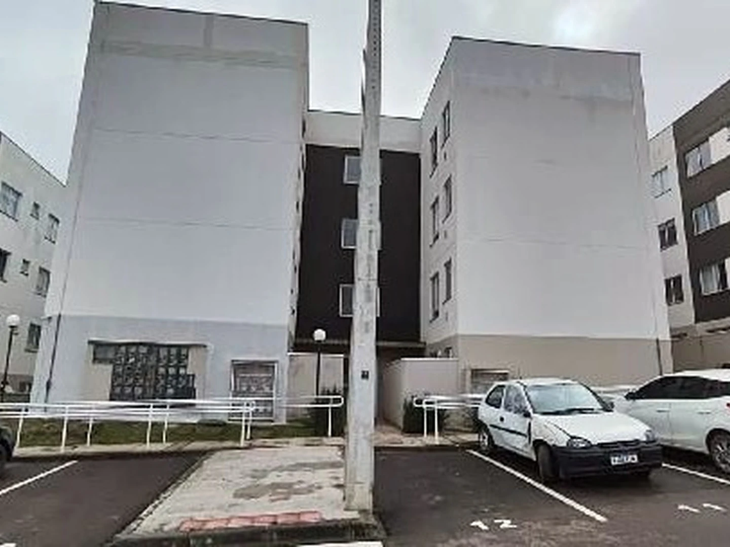 Apartamento - Almirante Tamandare, PR - foto 1