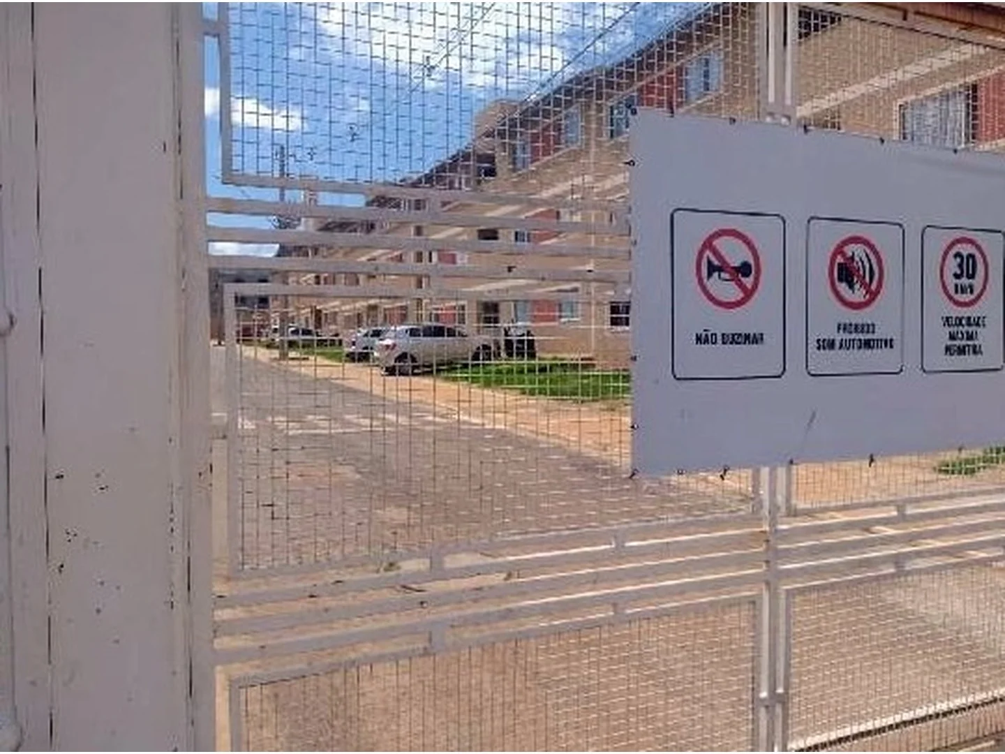 Apartamento - Aguas Lindas De Goias, GO - foto 1