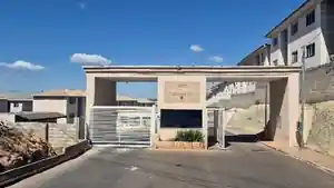 Apartamento - Luziania, GO
