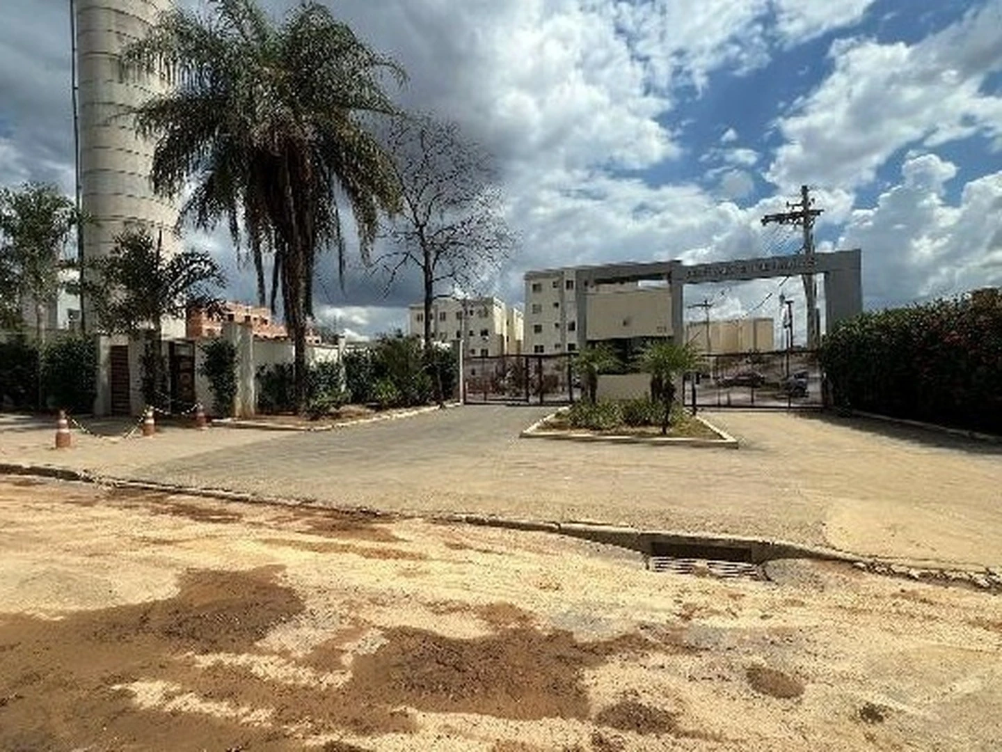 Apartamento - Sete Lagoas, MG - foto 1