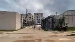 Apartamento - Camacari, BA