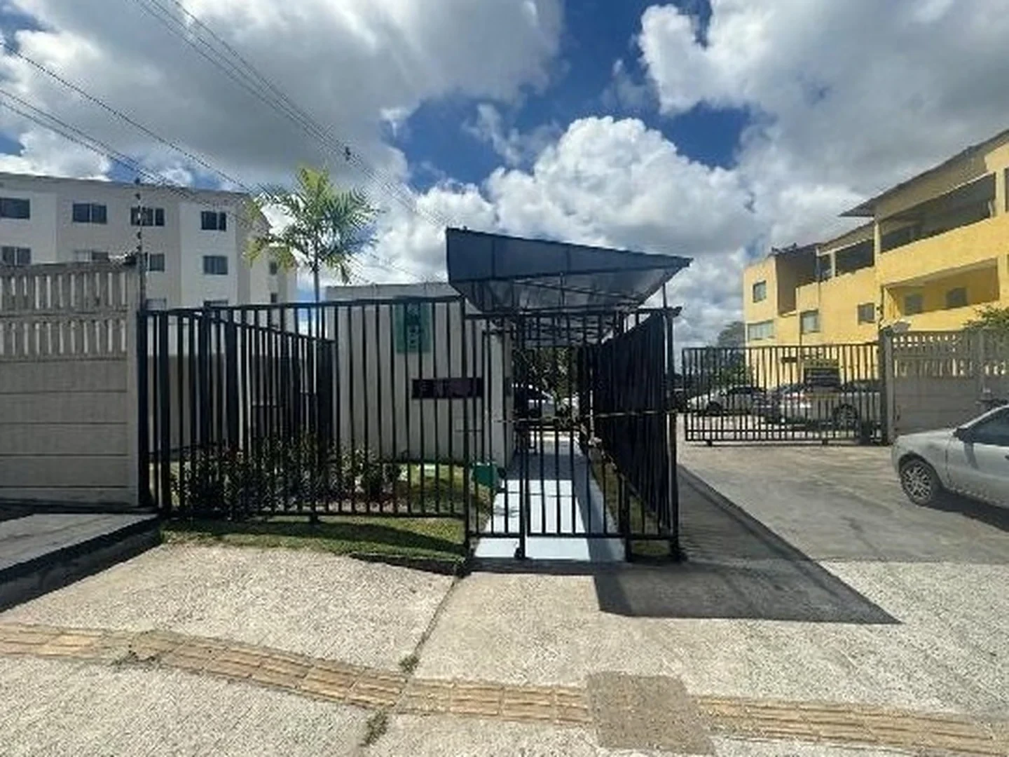 Apartamento - Salvador, BA - foto 1