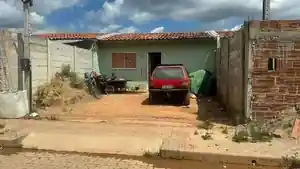 Casa - Belo Jardim, PE