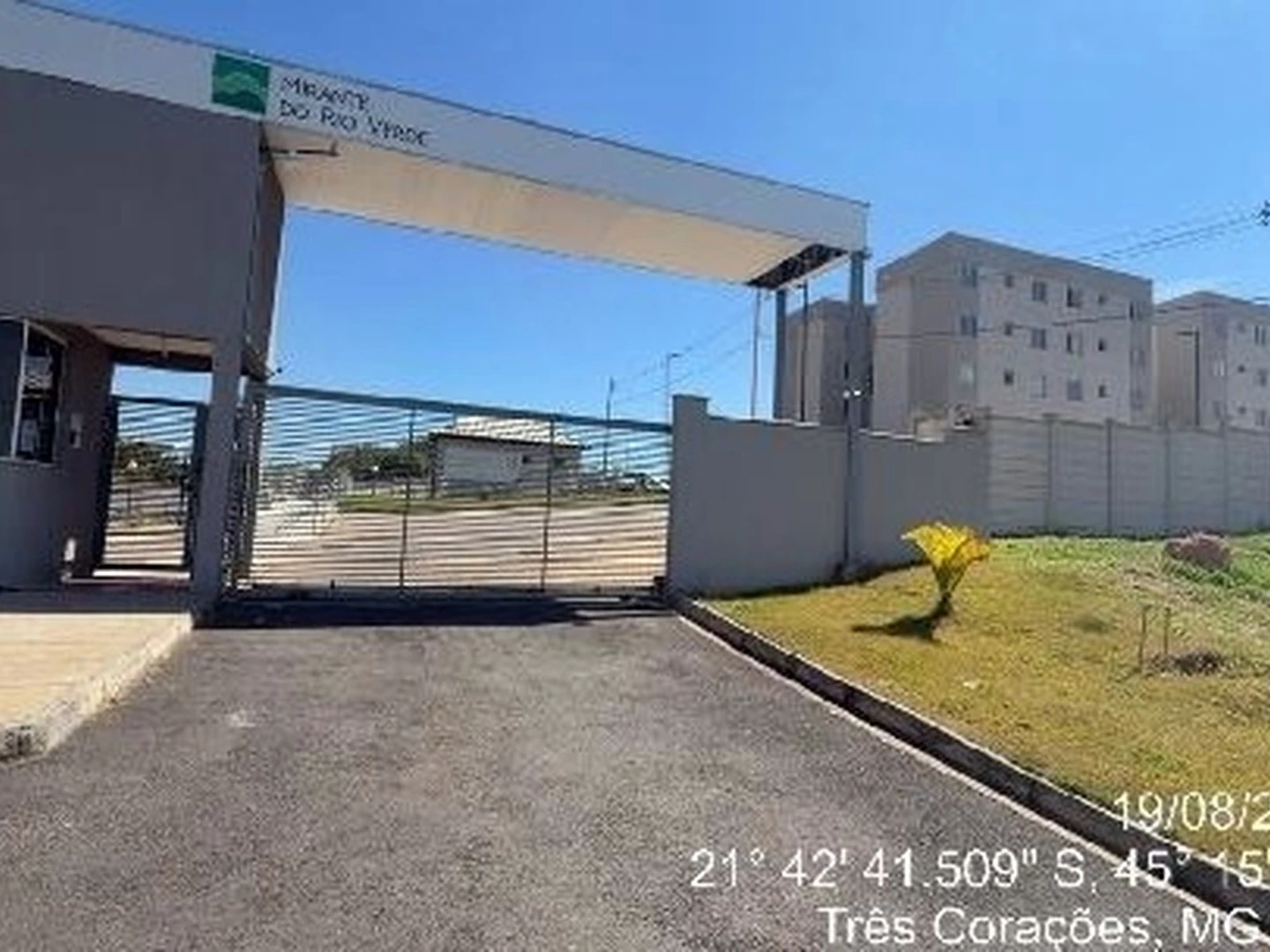 Apartamento - Tres Coracoes, MG - foto 1