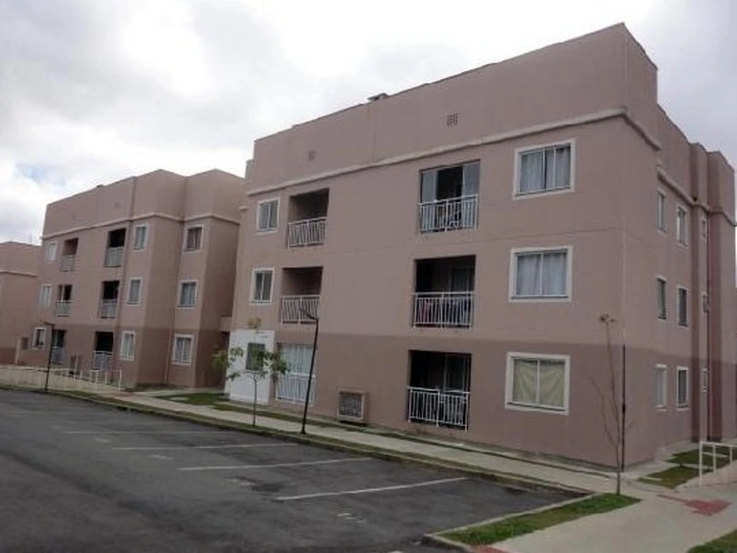 Apartamento - Campo Largo, PR - foto 1