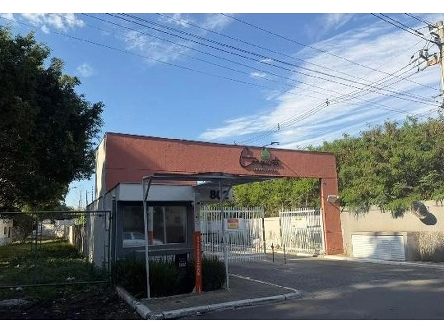Apartamento - Carapicuiba, SP - foto 1