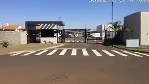 Casa - Sertaozinho, SP