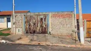 Casa - Pederneiras, SP