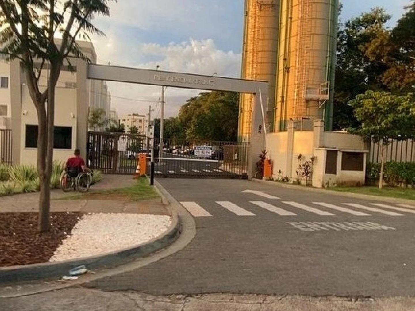 Apartamento - Ribeirao Preto, SP - foto 1