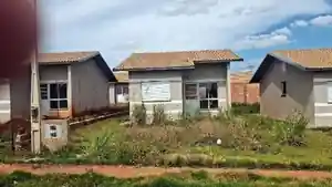 Casa - Jau, SP